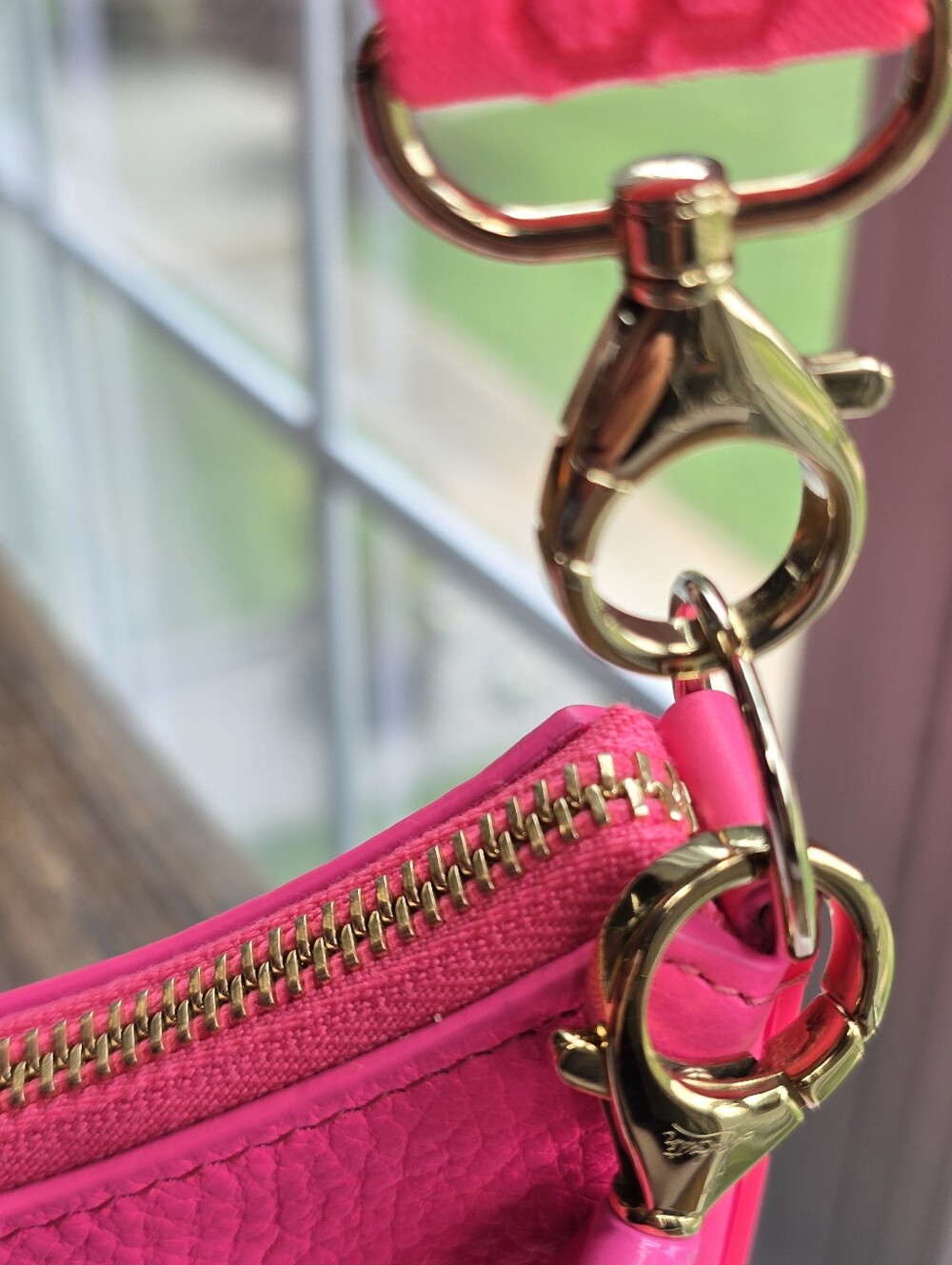 Christian Louboutin Mini Loubila Chain Shoulder Bag - Picture 5 of 16